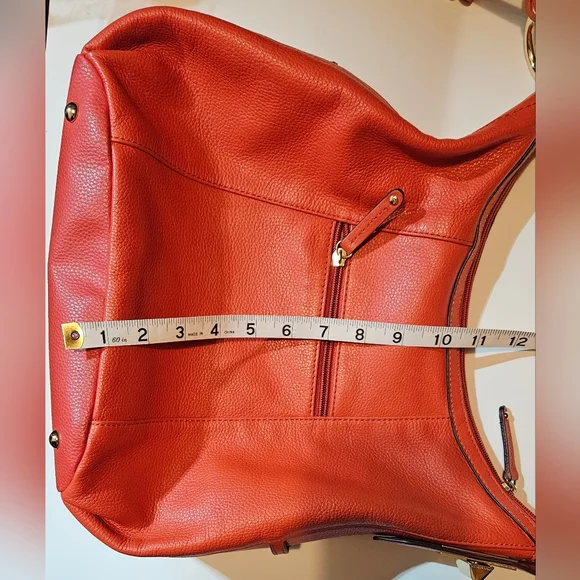 Tignanello Shoulder Bag - Picture 11 of 14